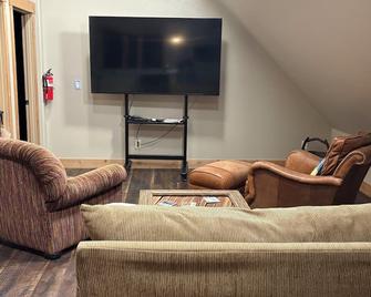 Fabulous night sky from with personal touches and cool nights. - Eagle - Wohnzimmer