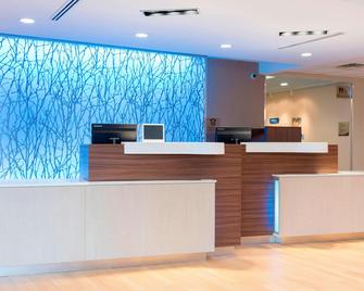Fairfield Inn & Suites by Marriott Medina - Medina - Recepción