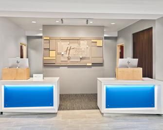 Holiday Inn Express & Suites Chicago West-O'hare Arpt Area By IHG - Hillside - Building