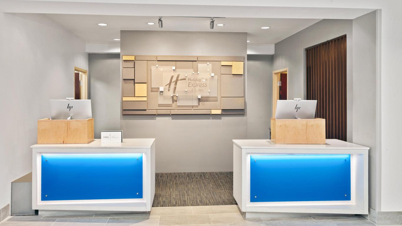 Holiday Inn Express & Suites Chicago West-O'hare Arpt Area By IHG
