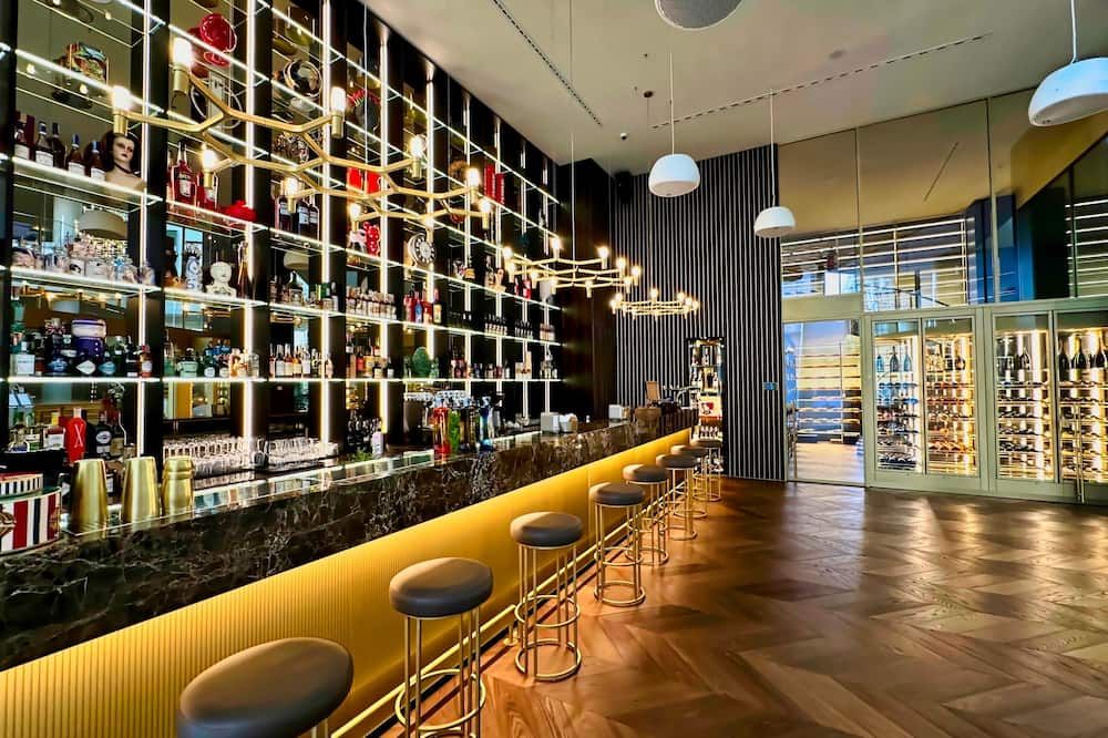 اونا هو هوتل ز إت إتشاتيرا - ماترا - بار