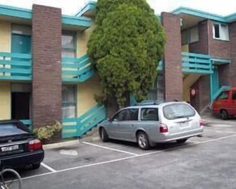 Coburg Motor Inn - Coburg - Außenansicht