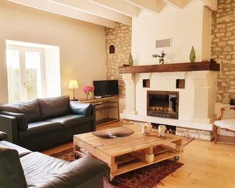 The Gîte de Longeville - Descartes - Salon