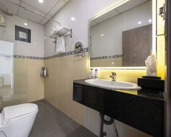 A25 Premium Hotel - 65G Nguyen Thai Hoc - Ho Chi Minh City