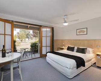 Summerfield Winery And Accommodation - Moonambel - Habitación