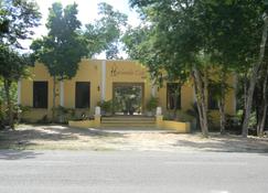 Hacienda Cobá Hotel - Coba - Building