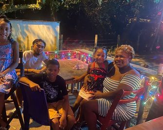 Airport Inn Roatan - Coxen Hole