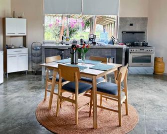 Loft Del Fundo Del Abuelo - Cajamarca - Comedor
