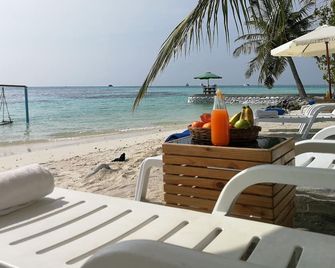 Crown Beach Hotel Maldives - Dhiffushi - Spiaggia