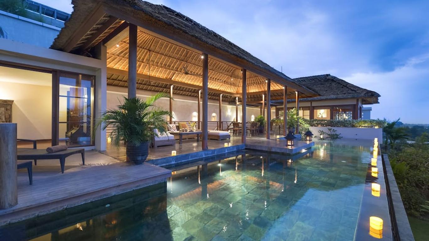 The Longhouse, Jimbaran - Bali