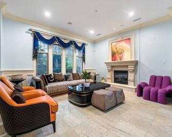 Jovehouse - Vancouver - Wohnzimmer