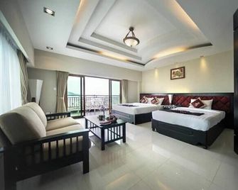 Rock Royal Hotel & Resort - Kep - Habitación