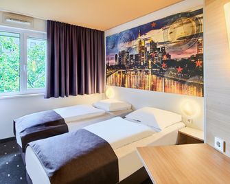 بي آند بي هوتول فرانكفورت سيتي أوست - فرانكفورت ام ماين - غرفة نوم