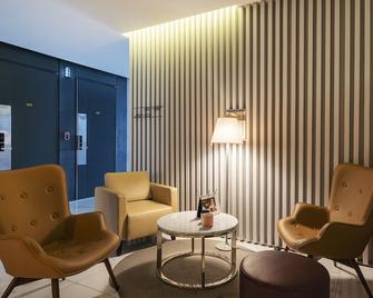 Golden River Hotel - Gwangmyeong - Servicio de la propiedad