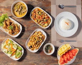 River Kwai Jungle Rafts - Sai Yok - Їжа та напої