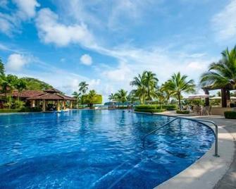 Los Suenos Resort Colina 5D - Jacó - Piscina