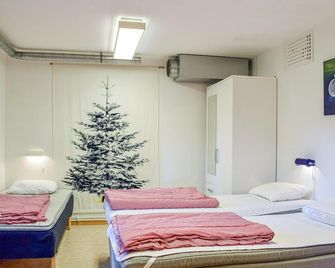 1 Bedroom Awesome Home In Simrishamn - Simrishamn - Sovrum