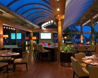 Vivanta Ernakulam, Marine Drive - Cochín - Restaurante
