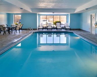 Hampton Inn Columbus-East - Pickerington - Zwembad