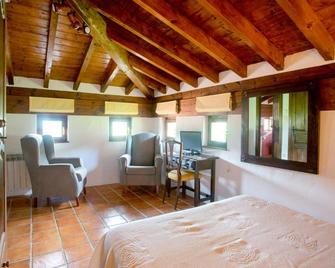 Hotel Rural Valleoscuru - Льянес - Спальня