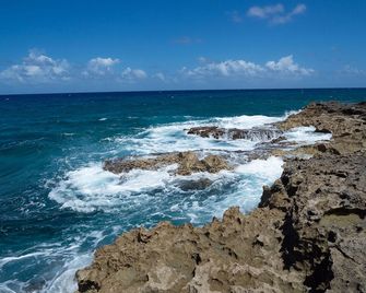 Ocean Views - Frederiksted - Budynek