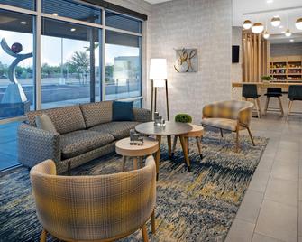 TownePlace Suites by Marriott Phoenix Glendale Sports & Entertainment District - Glendale - Lobby