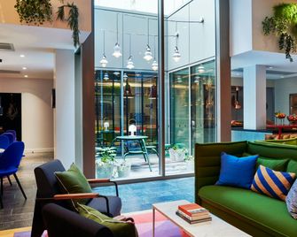 citizenM Paris Opera - Paris - Lobby