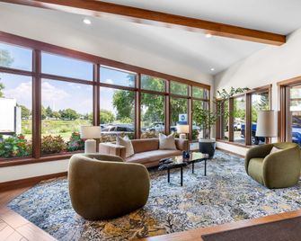 Best Western Driftwood Inn - איידהו פולס - לובי