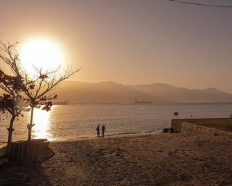Pousada Bonns Ventos - Ilhabela - Strand