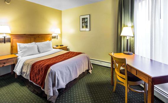 Quality Inn 93 1 8 9 Kodiak Hotel Deals Reviews Kayak