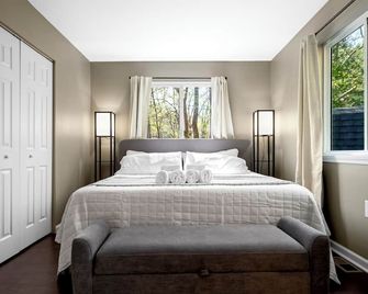 The Spidey Lodge~Family Getaway - Luray - Bedroom