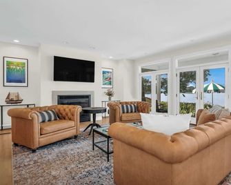 Waterfront Paradise | Pool, Views & Serenity - Royal Oak - Sala de estar