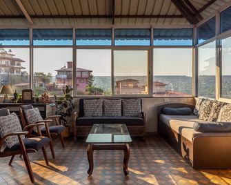 The Loft - Panchgani - Balkon
