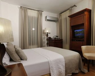 云達迪克住宿加早餐旅館 - 艾瓦勒克