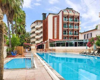 Club Tess Hotel - Konakli - Pool