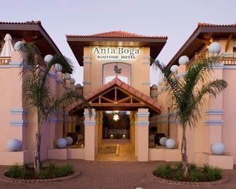 Anta Boga Hotel - Bloemfontein - Building