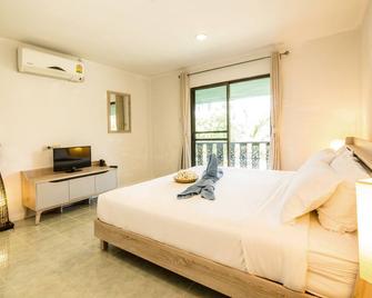 Dolphin Bay Beach Resort - Sam Roi Yot - Bedroom