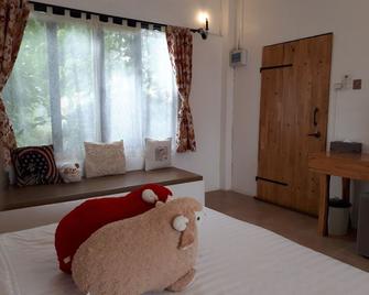 Villa Tuscany Country Resort - Suan Phueng - Habitación