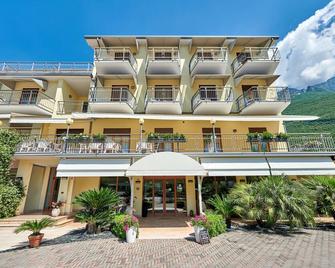 Eco Hotel Benacus - Malcesine - Κτίριο