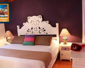 Las Margaritas Hotel Posada - Tapalpa - Bedroom