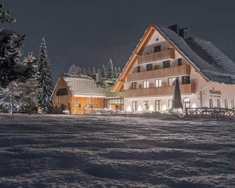 Triangel Boutique Hotel - Гозд Мартулєк - Будівля