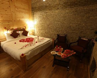 The Moksh Eco Inn - Mukteshwar - Bedroom