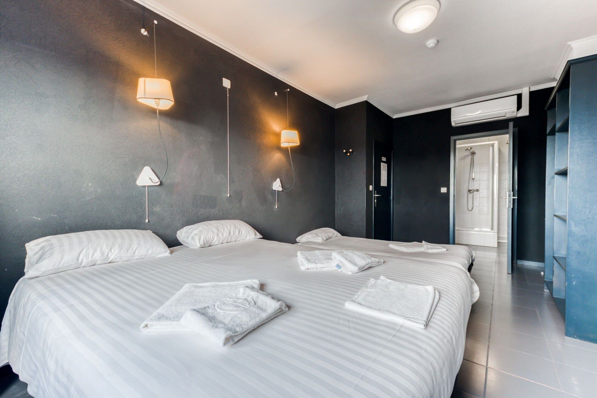 Hotel de la Gare - Vise - Спальня