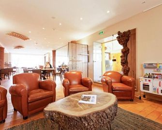 Auberge du Poids Public Logis Hotel - Saint-Félix-Lauragais - Lounge