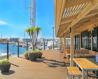 The Marina Hotel - Port Lincoln - Patio