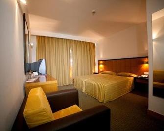 Hotel Bagoeira - Barcelos - Camera da letto