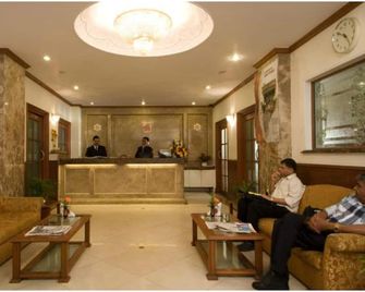 Godwin Hotel - Mumbai - Lễ tân