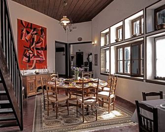 Arxontiko Mytilineou - Skretaion - Neochori - Comedor