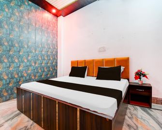 Spot On Ap Hotel - Etāwah - Bedroom