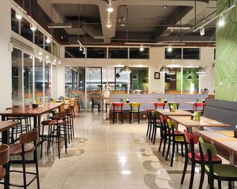 Zuri Express Lippo Cikarang - Bekasi - Restaurant